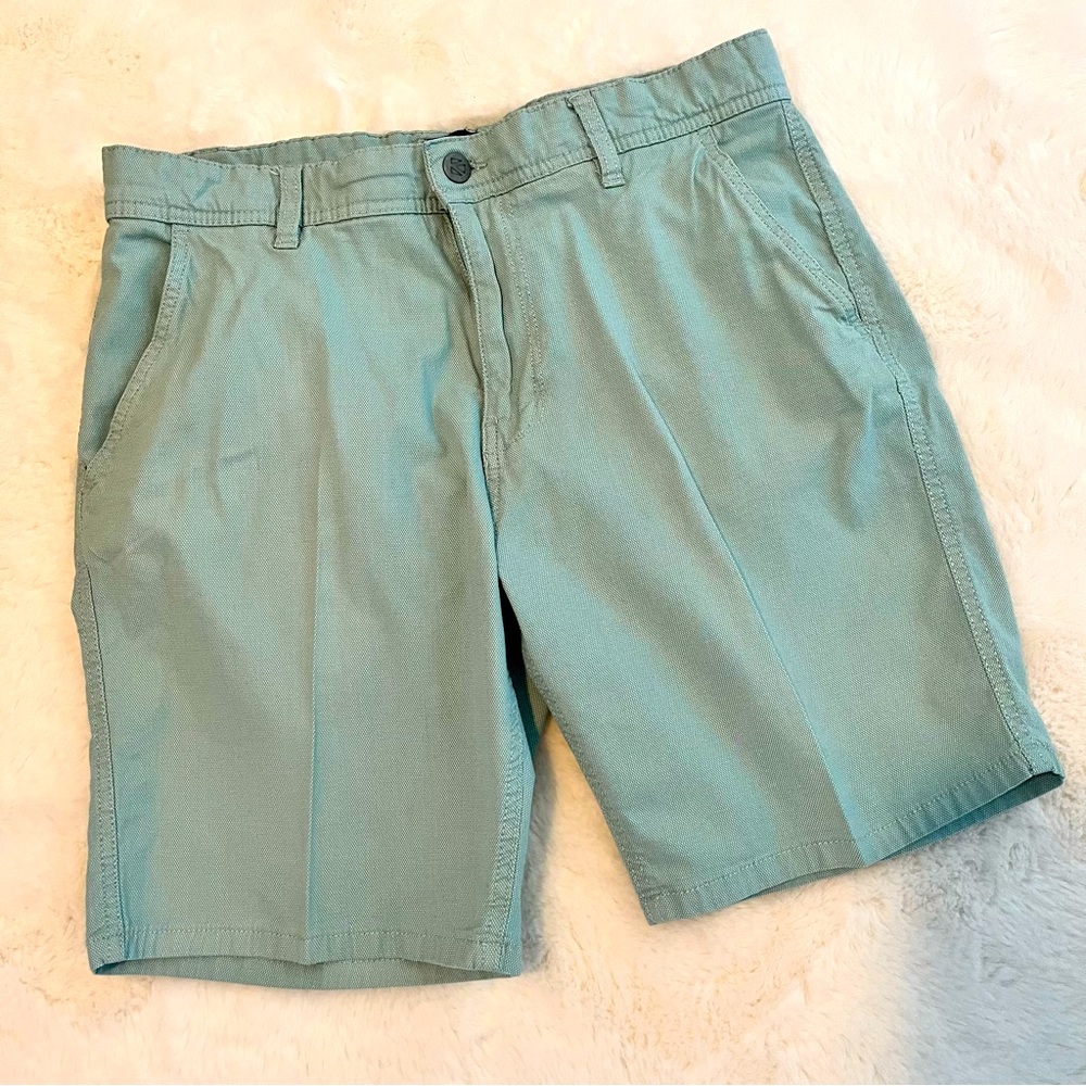 Kolby Cotton Twill Shorts 8” inseam - size 33